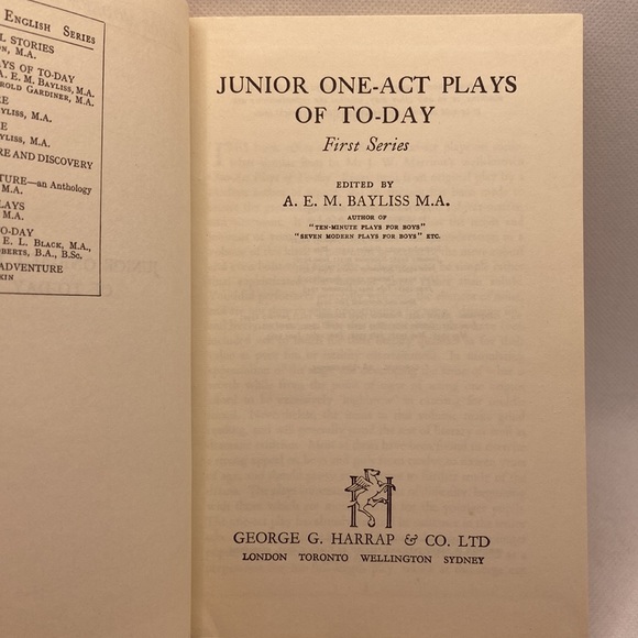 Junior One-Act Plays of Today by A.E.M. Bayliss Harrap’s Hardcover Vintage - Picture 5 of 11